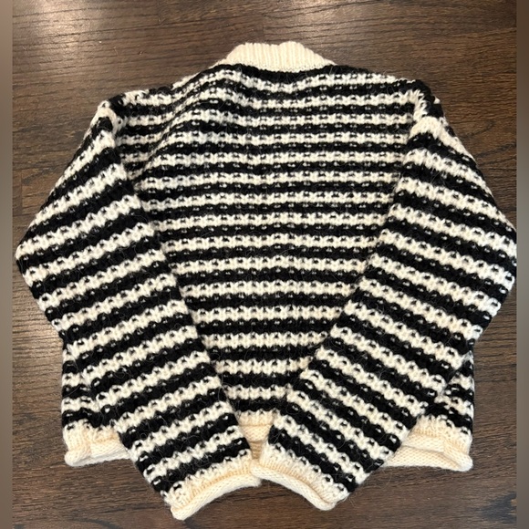 Zara Kids Girls Chunky Black White Striped Button Cardigan Sweater 9-10 - Picture 4 of 4